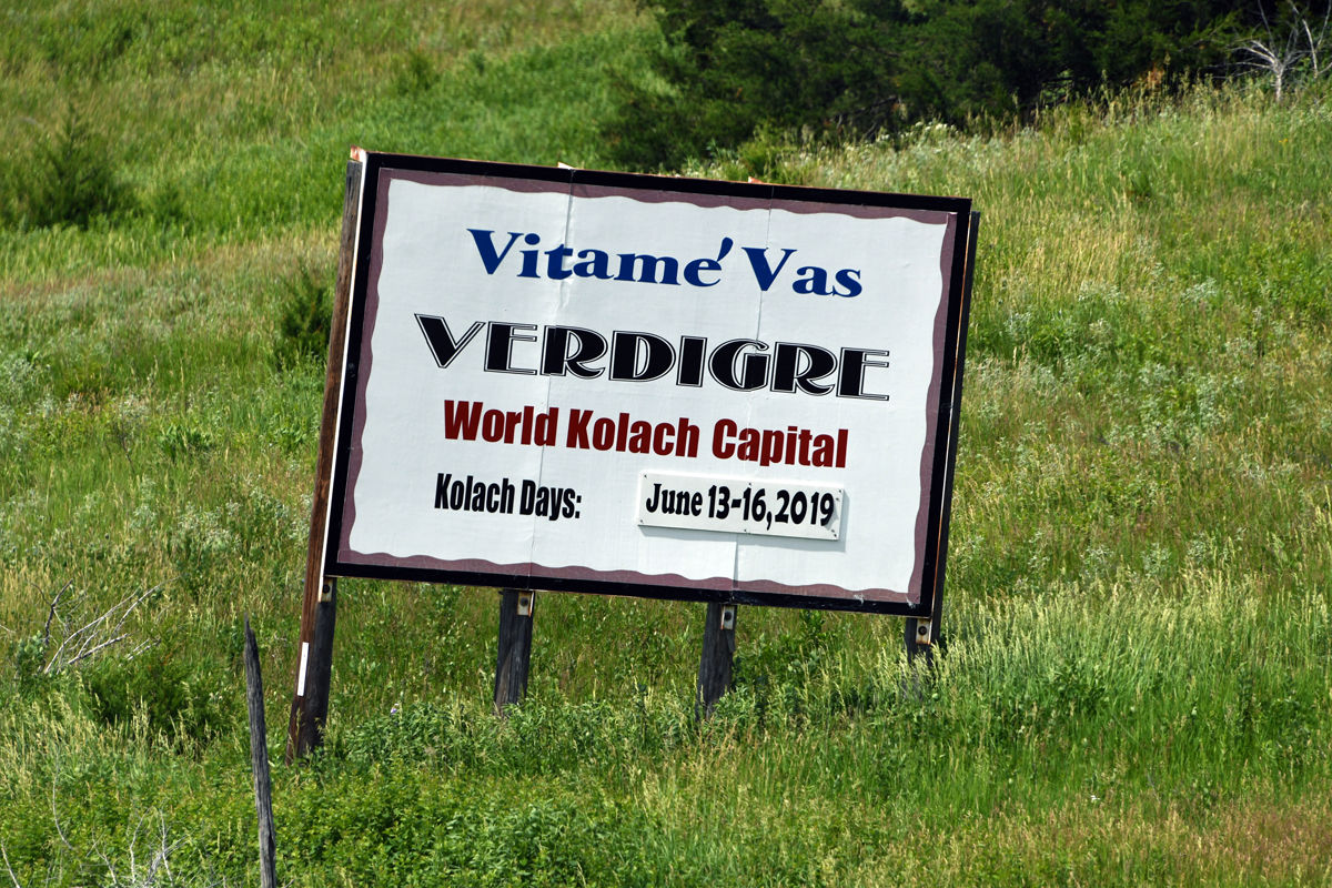 135 The Fun Club also stopped in Verdigre, NE.JPG